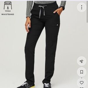 Black figs jogger